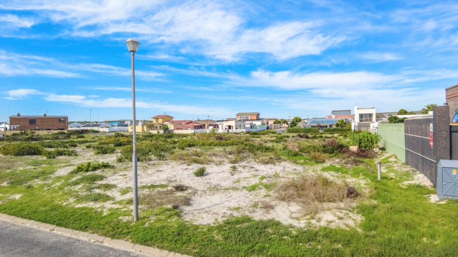 0 Bedroom Property for Sale in Middedorp Western Cape